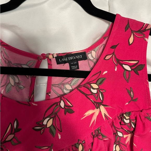 Size 18/20 Lane Bryant pink floral ruffle sleeve blouse - Picture 2 of 4